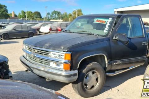 Photo of 1997 Chevrolet K1500