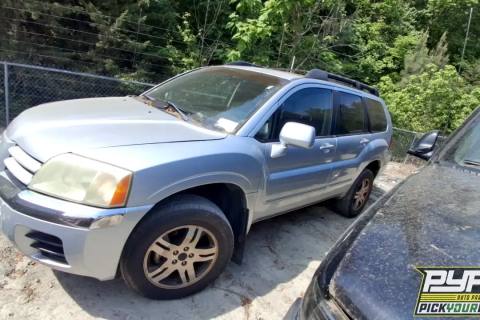 Photo of 2004 Mitsubishi Endeavor