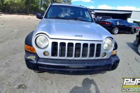 Photo of 2005 Jeep Liberty