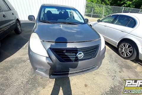 Photo of 2014 Nissan Versa