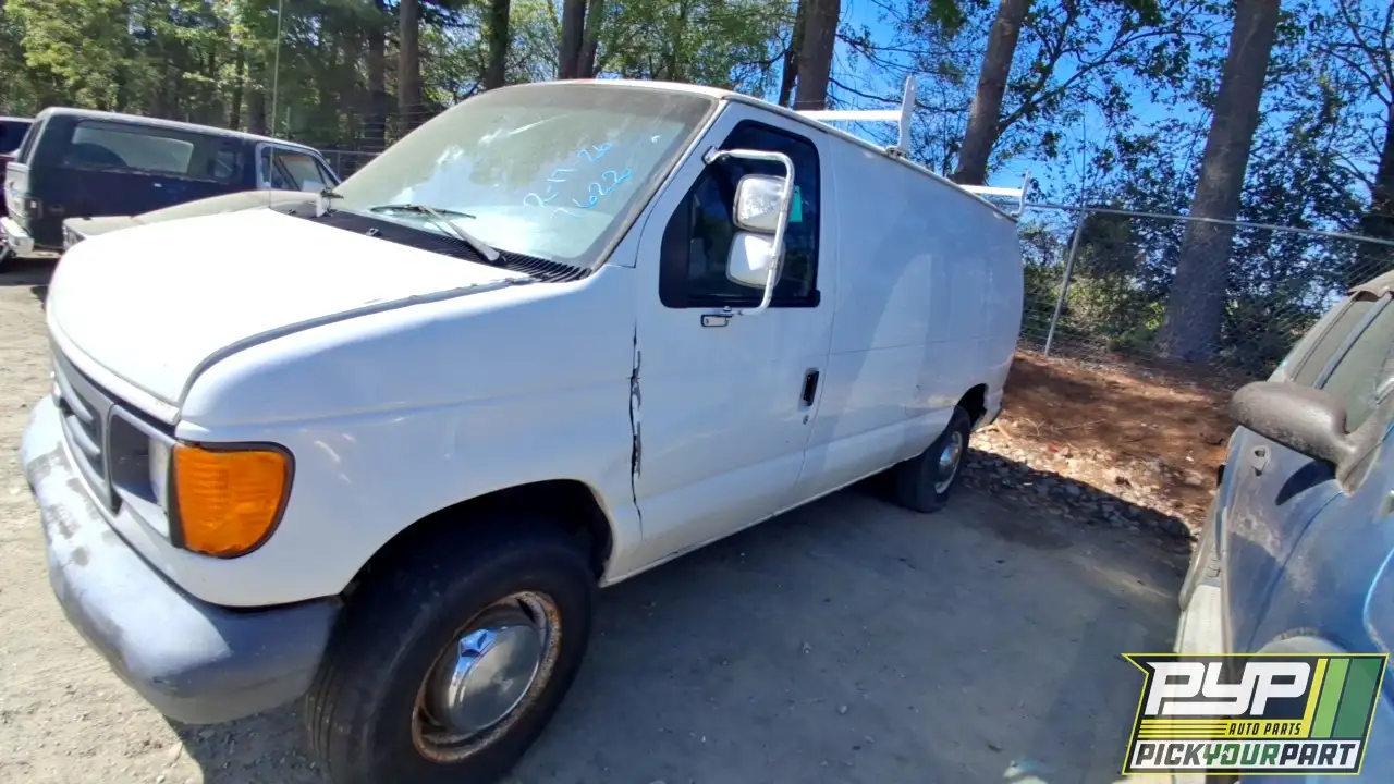 Photo of 2004 Ford E-250