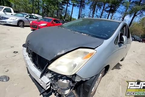 Photo of 2004 Toyota Prius