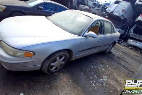 Photo of 2004 Buick Regal