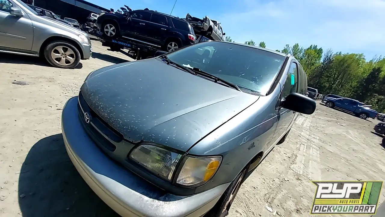 Photo of 2000 Toyota Sienna