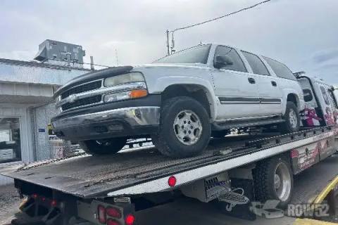 Photo of 2005 Chevrolet Suburban