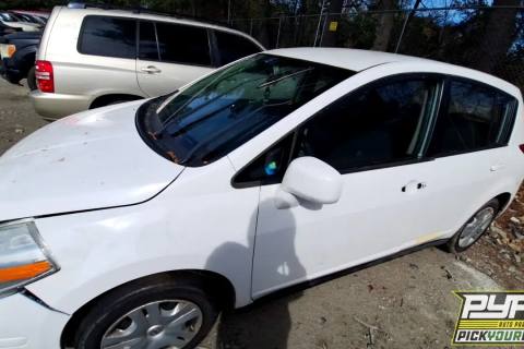 Photo of 2011 Nissan Versa