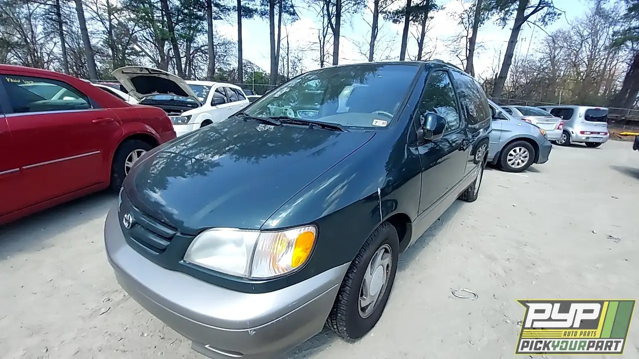 Photo of 2001 Toyota Sienna