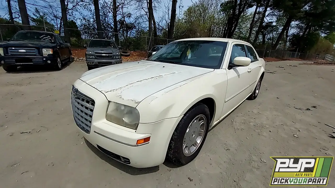 Photo of 2005 Chrysler 300