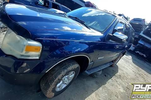 Photo of 2011 Ford Expedition