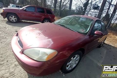 Photo of 2007 Ford Taurus