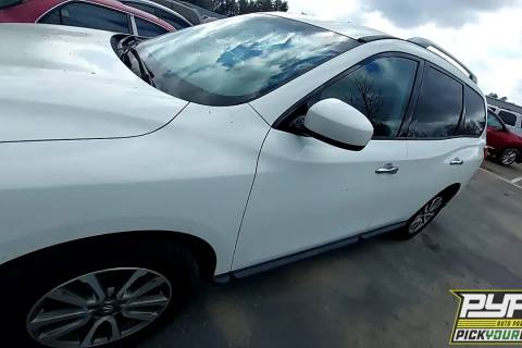 Photo of 2013 Nissan Pathfinder