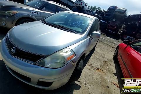 Photo of 2011 Nissan Versa