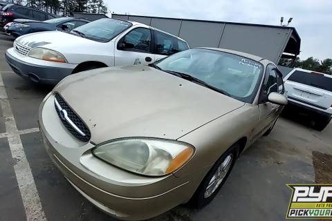 Photo of 2000 Ford Taurus