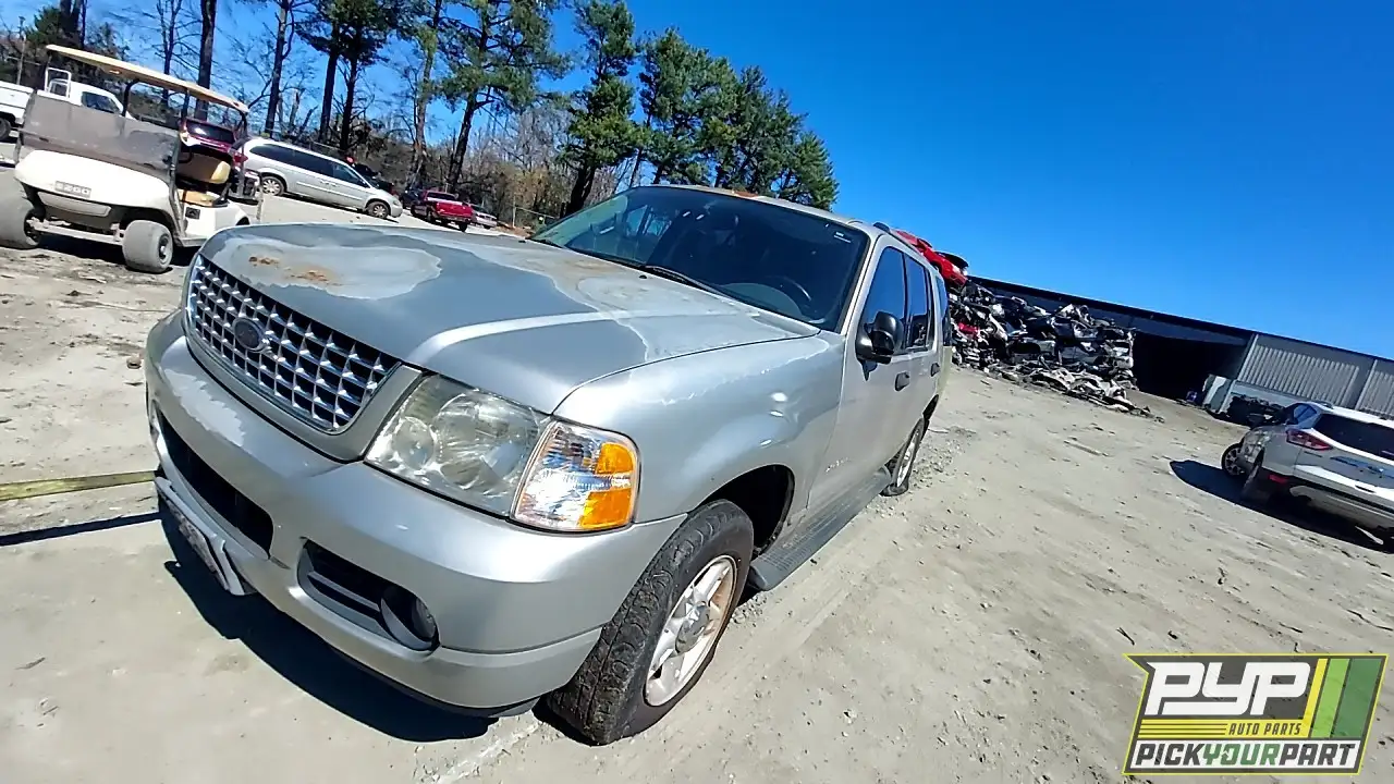 Photo of 2004 Ford Explorer