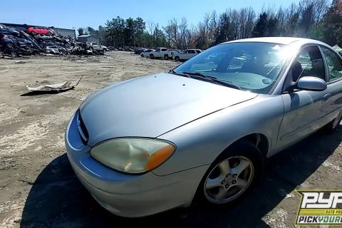 Photo of 2003 Ford Taurus
