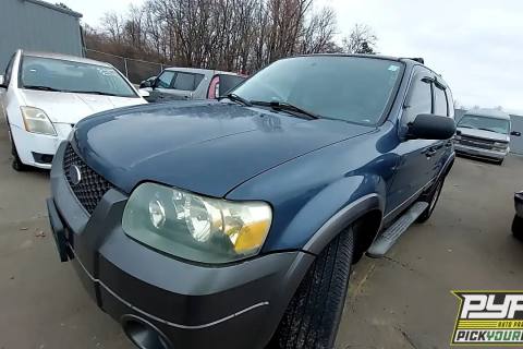Photo of 2005 Ford Escape