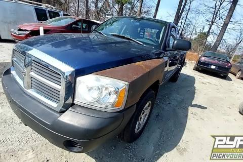 Photo of 2005 Dodge Dakota