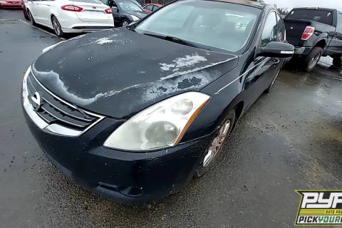 Photo of 2011 Nissan Altima