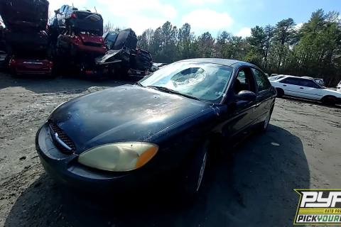 Photo of 2003 Ford Taurus