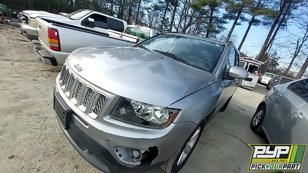 Photo of 2015 Jeep Compass