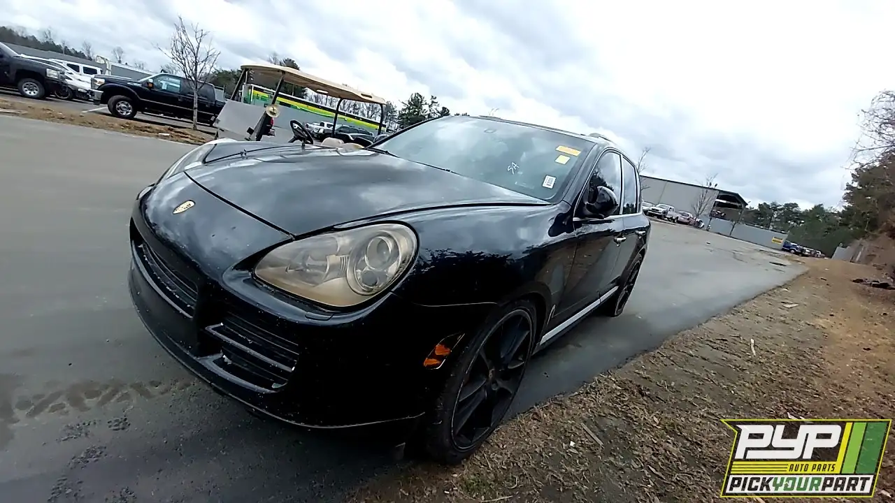 Photo of 2004 Porsche Cayenne