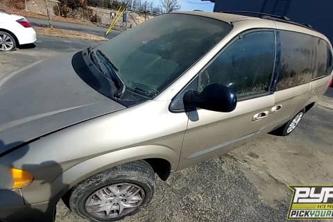 Photo of 2003 Dodge Grand Caravan