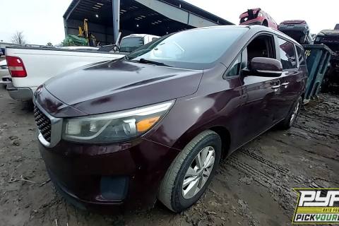 Photo of 2015 Kia Sedona