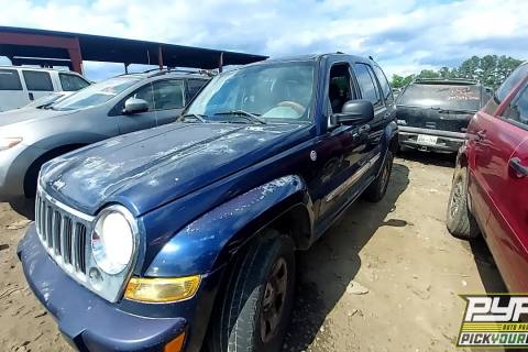 Photo of 2006 Jeep Liberty