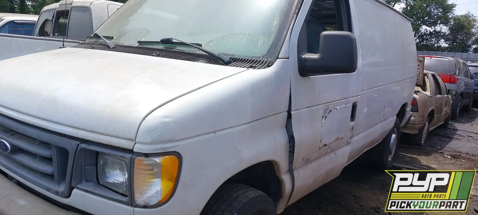 Photo of 1999 Ford E-150 Econoline
