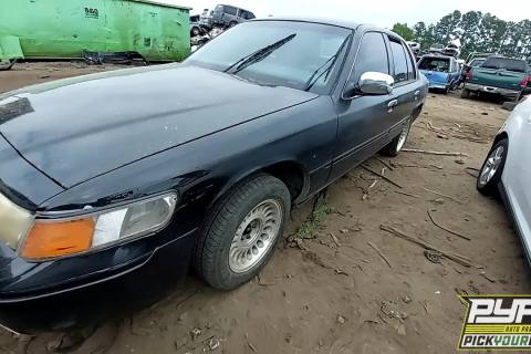 Photo of 2002 Mercury Grand Marquis