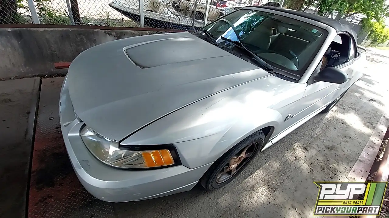 Photo of 2004 Ford Mustang