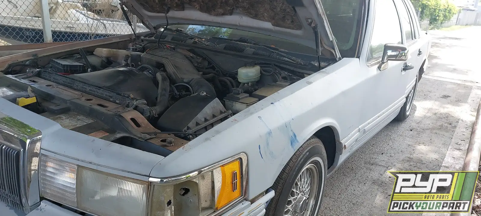 Photo of 1994 Lincoln Town Car