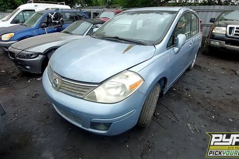 Photo of 2009 Nissan Versa
