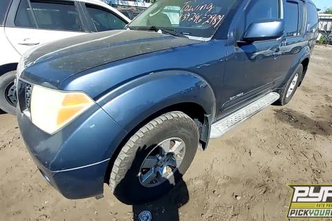 Photo of 2005 Nissan Pathfinder