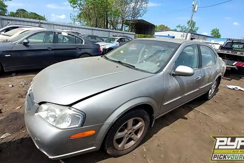 Photo of 2000 Nissan Maxima