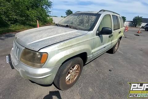 Photo of 2004 Jeep Grand Cherokee