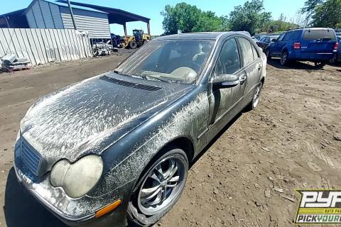 Photo of 2001 Mercedes-Benz C240
