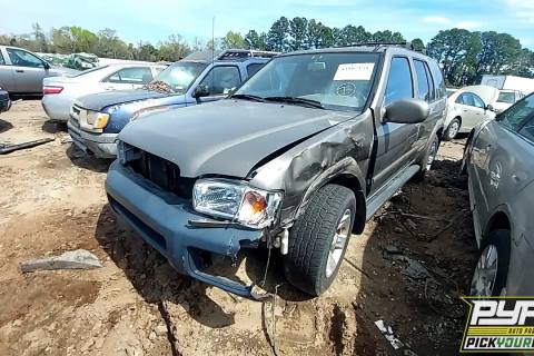 Photo of 2002 Nissan Pathfinder