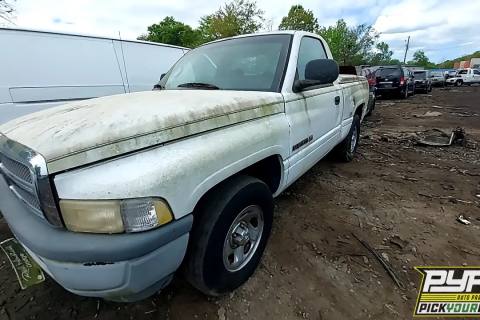 Photo of 2001 Dodge Ram 1500