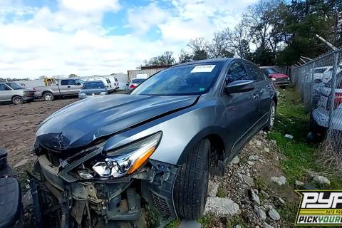 Photo of 2016 Nissan Altima
