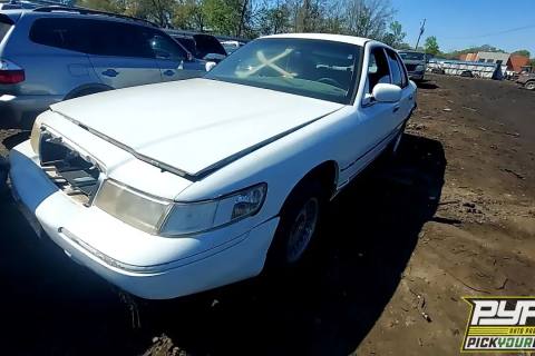 Photo of 2000 Mercury Grand Marquis