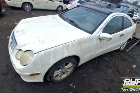 Photo of 2002 Mercedes-Benz C230