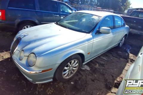 Photo of 2002 Jaguar S-Type