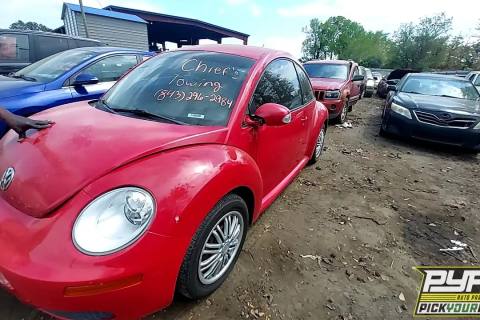 Photo of 2010 Volkswagen Beetle