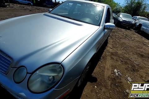 Photo of 2005 Mercedes-Benz E320