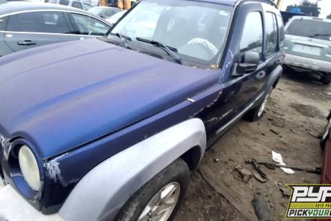 Photo of 2004 Jeep Liberty