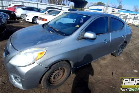 Photo of 2014 Nissan Versa