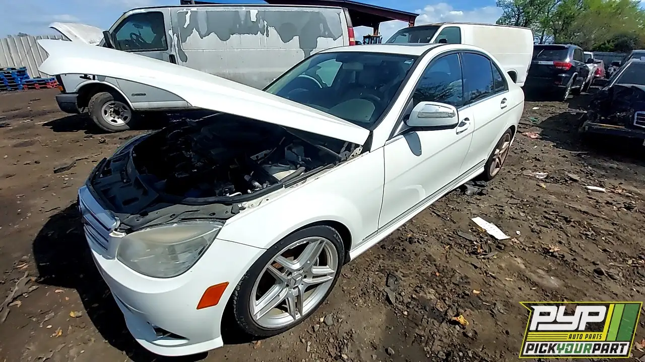Photo of 2009 Mercedes-Benz C300