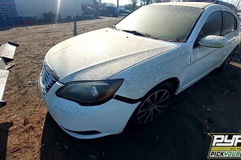 Photo of 2013 Chrysler 200