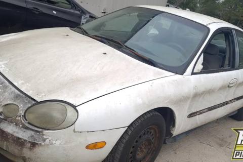 Photo of 1997 Ford Taurus
